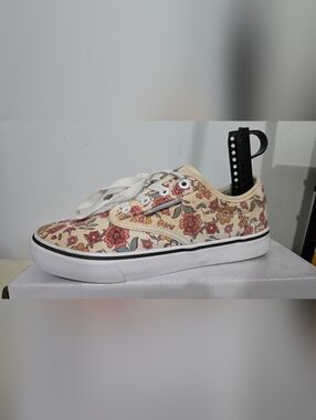 Floral Canvas Low-Top Sneakers - Cream with Pink & Green Flowers